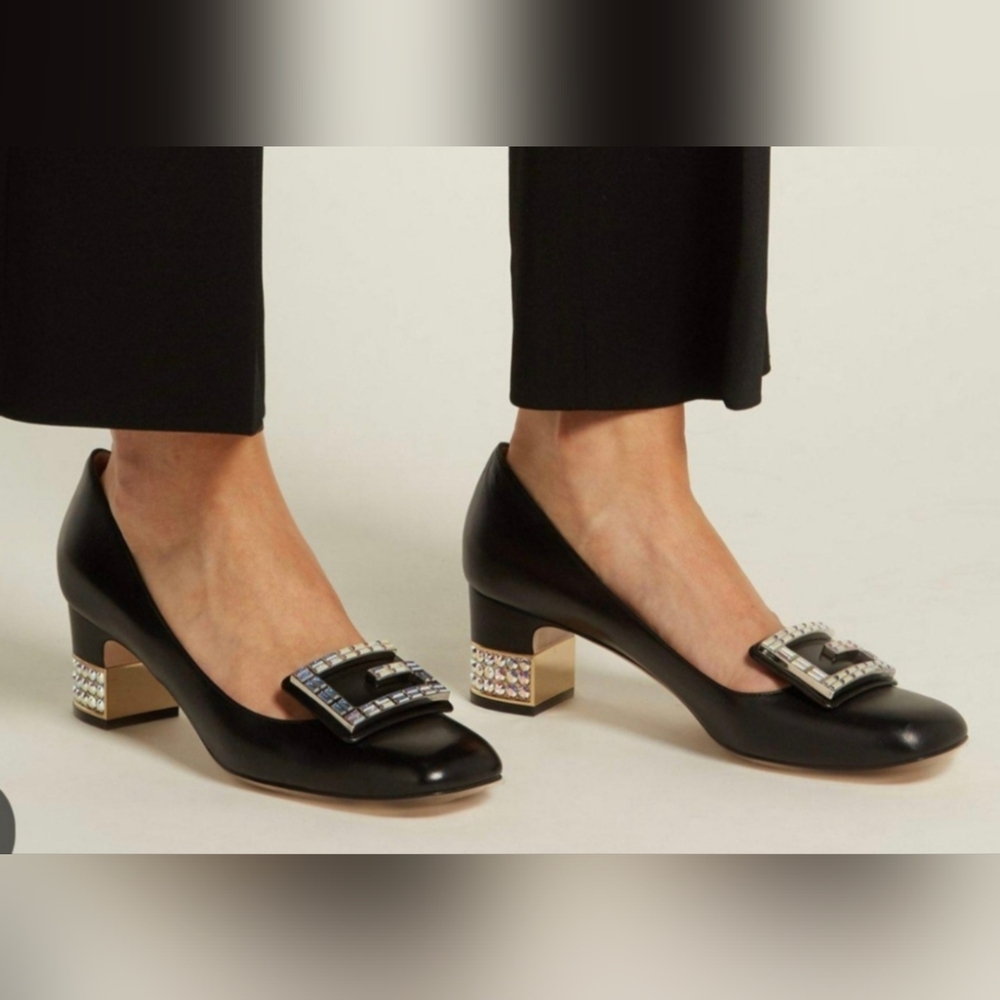 NEW! 🩷🩷GUCCI🩷🩷 BLACK RHINESTONE FLATS SIZE 36